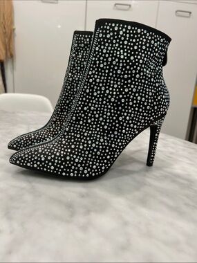 Cape Robbin Black Crystal-Studded Pointed Toe Ankle Boots